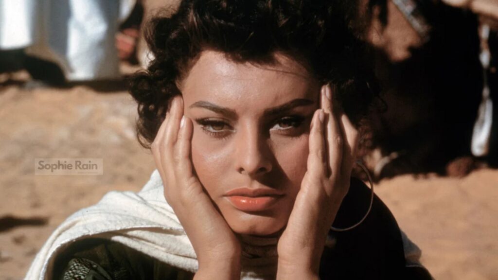 Sophia Loren Nude